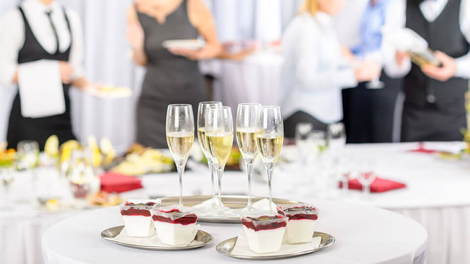 Hiring A Restaurant Linen Service- What You Need To Know