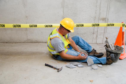 5 Reasons Your Business Should Carry Worker's Compensation Coverage