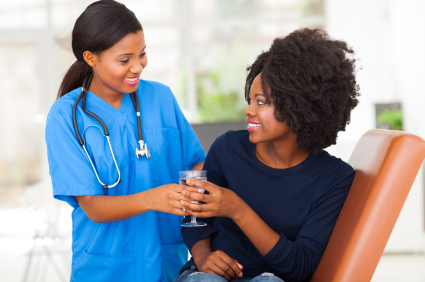 How Can Young Women Get Their Medical Assistant Certification