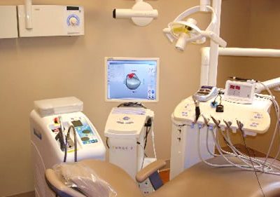 Why Technology Beats Paper In The Modern Dental Practice