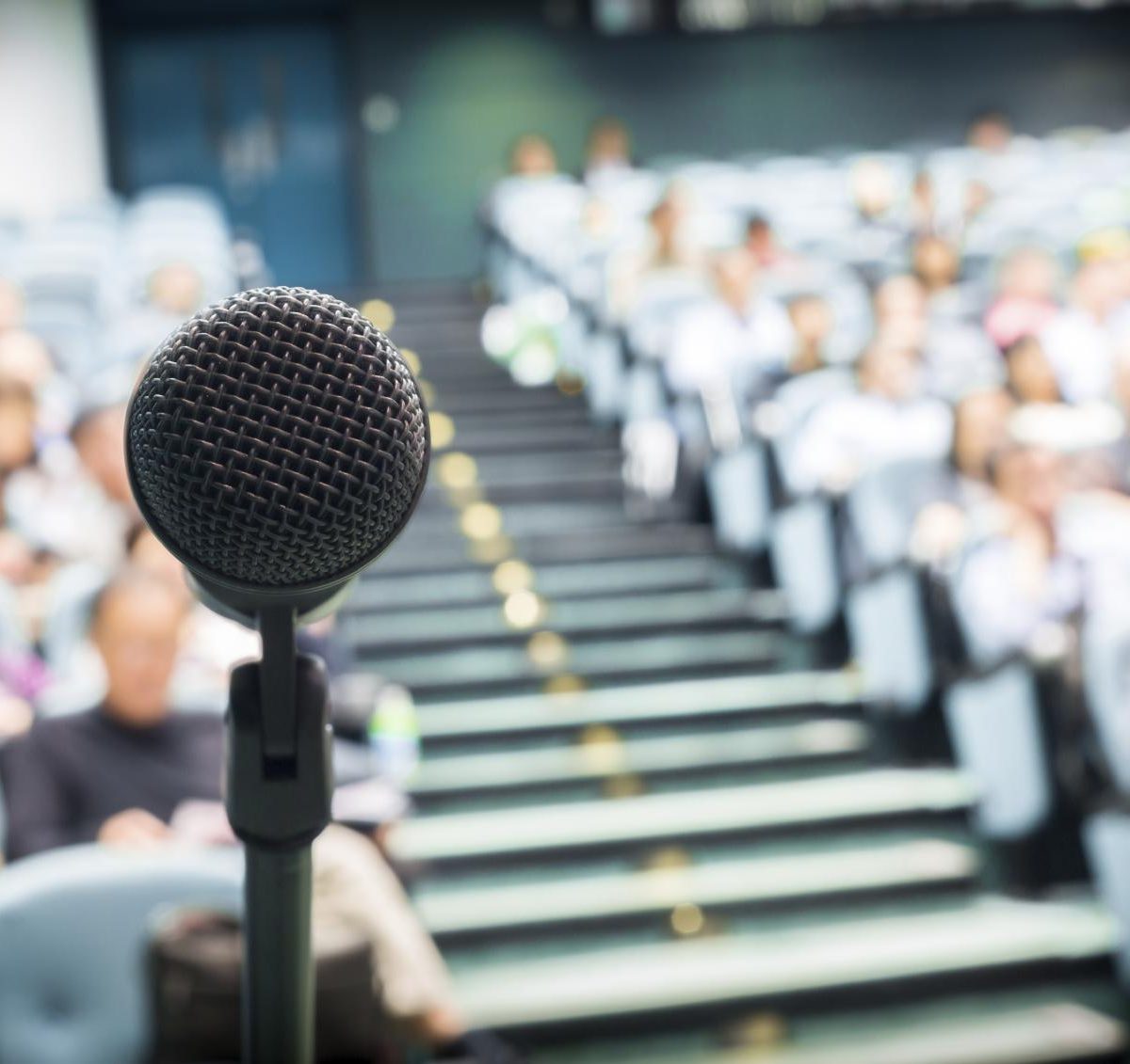 Tips To Become A Good Corporate Speaker