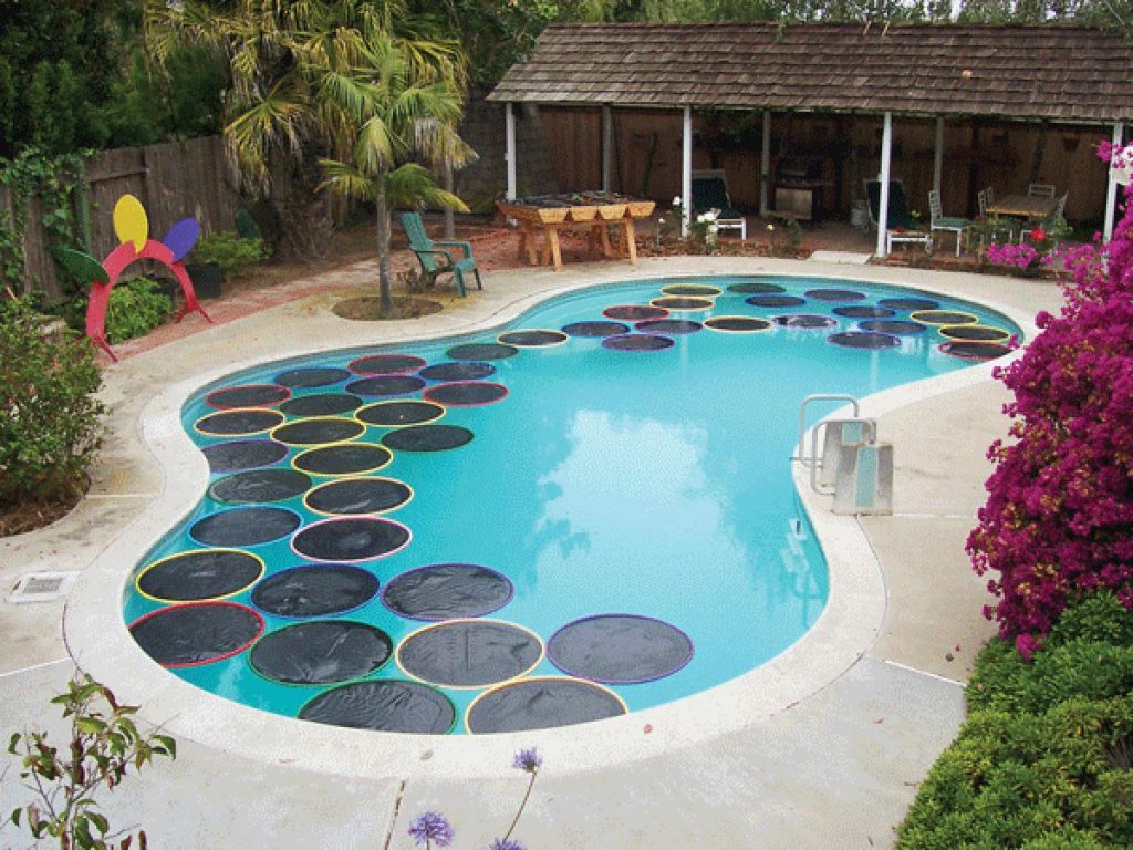 185_Heat-Your-Pool-Naturally-With-These-Lily-Pads_0-f