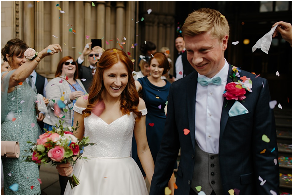What Are The Alternatives To Traditional Wedding Confetti?