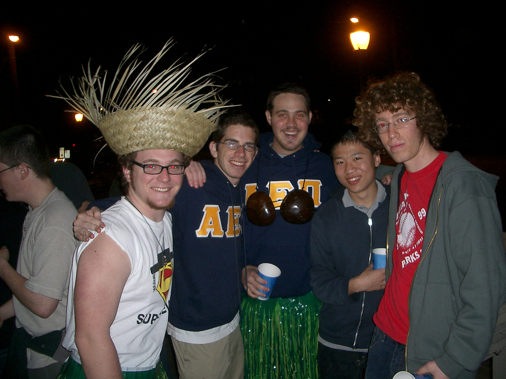 Tips for Joining a Fraternity or Sorority